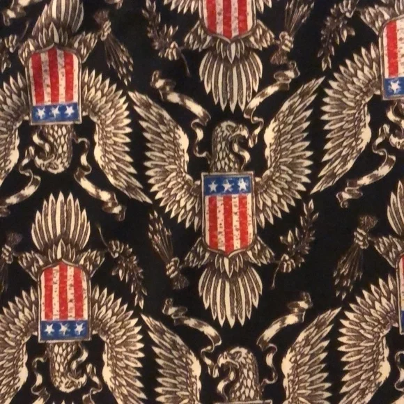 LULAROE Americana top size small - Picture 3 of 3